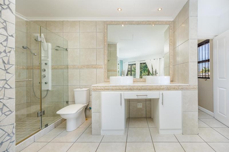 7 Bedroom Property for Sale in Eversdal Heights Western Cape